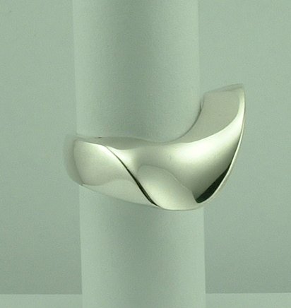 Sterling Silver Crossover Ring by Pistachio-182