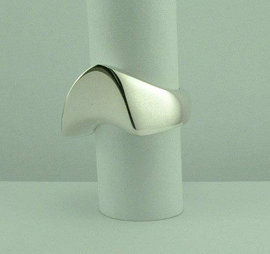 Sterling Silver Crossover Ring by Pistachio-184