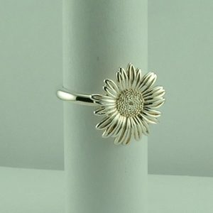 Sterling silver Daisy design Ring -0