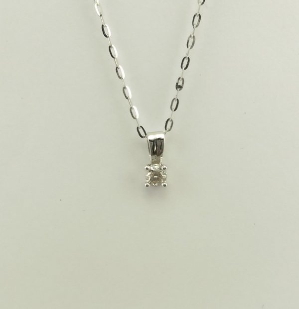 18ct White Gold Solitaire Diamond Pendant and chain-0
