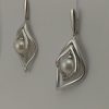 9ct White Gold Diamond and Pearl Earrings -885