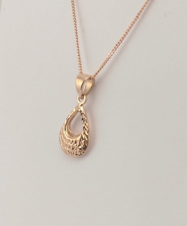 9ct Rose Gold Pendant and Chain-912