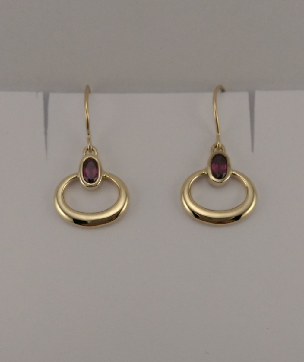 9ct Yellow Gold Garnet Earrings-0