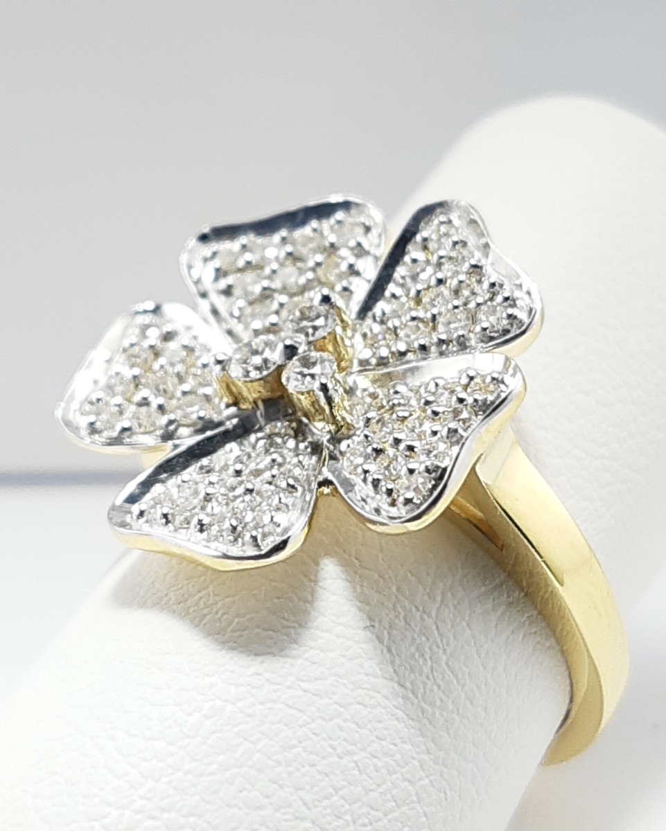 18ct Yellow Gold Diamond set Flower Ring-0
