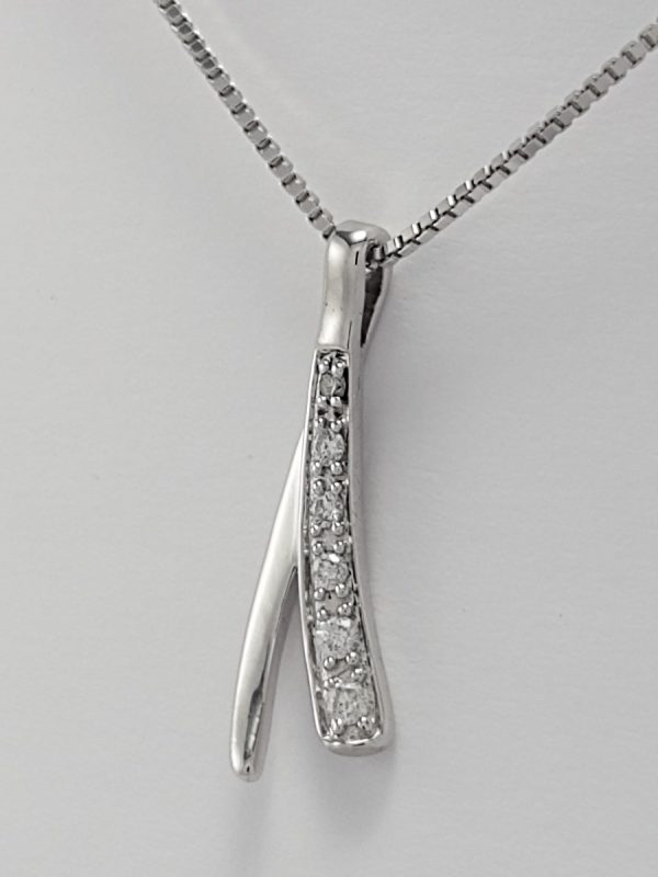 9ct White Gold Diamond set Pendant and Venetian Box Chain-0