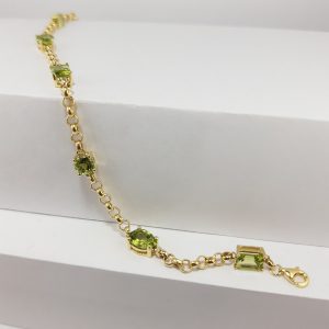 9ct Yellow Gold Peridot Bracelet-0